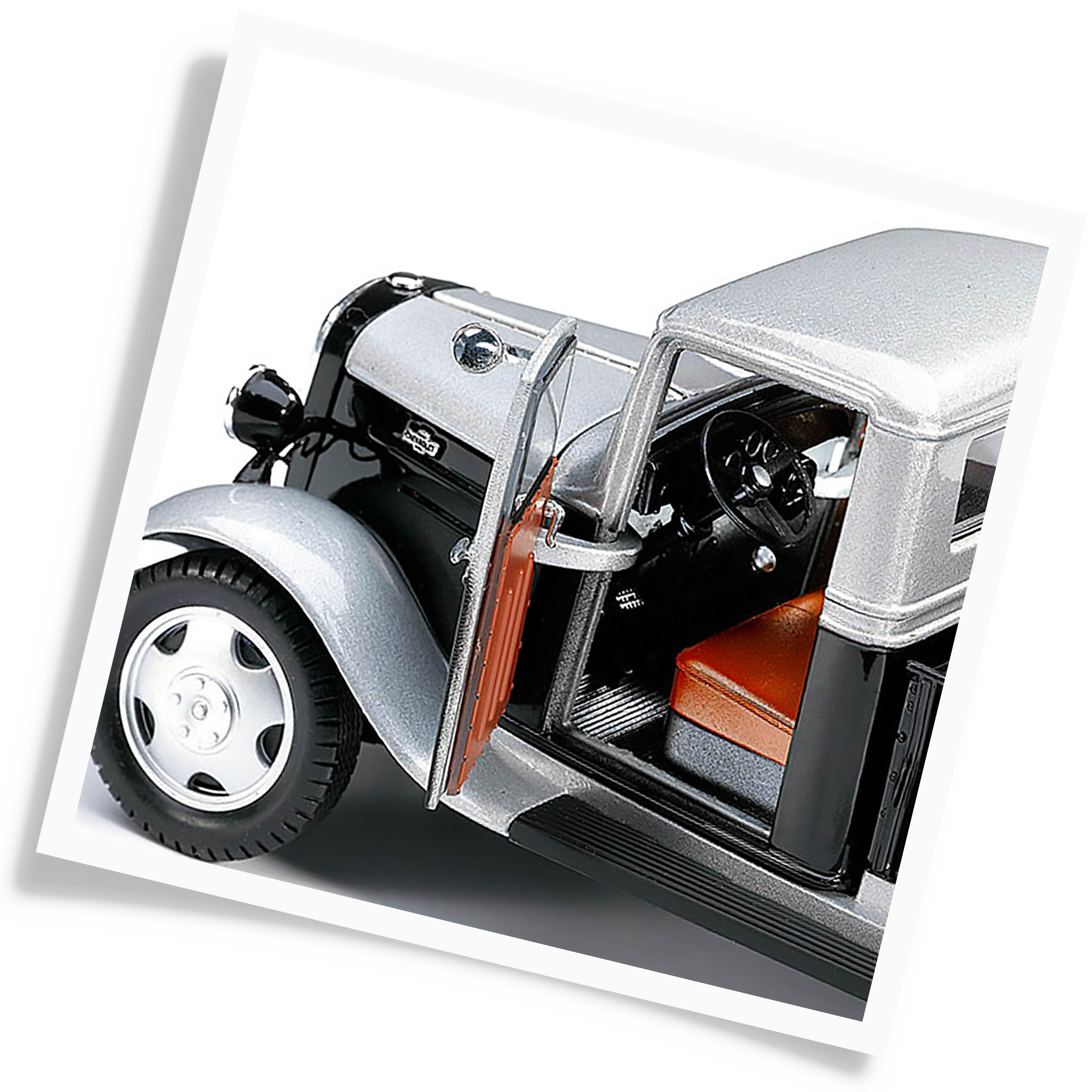 スナップオン　1935 CHEVY WRECKER 1／２４　スケール 1:24 SCALE 1935 CHEVY PICKUP TRUCK — Crown Premiums